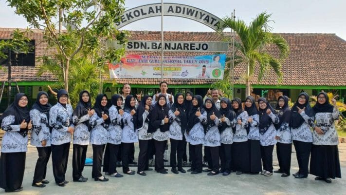 HUT KORPRI SDN BANJAREJO KOTA MADIUN